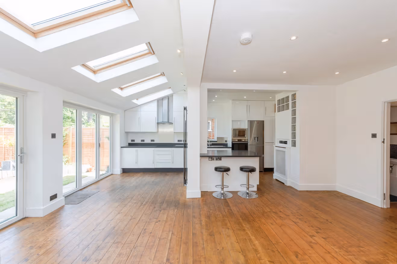 Exceptional 6 Bedroom Semi-Detached Family Home in Richmond